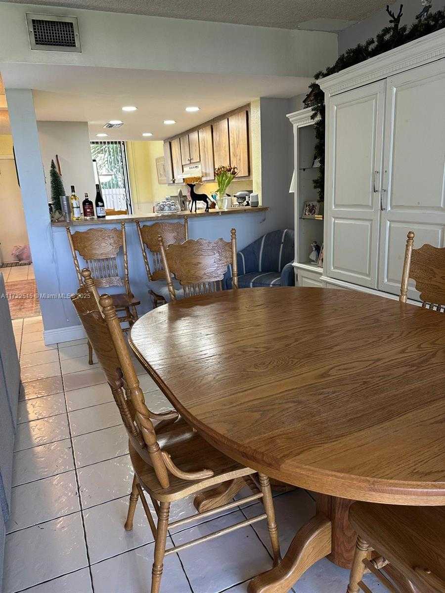 Small Image of 2801 SOUTH WEST 87TH AVE #1005, Davie Number 9