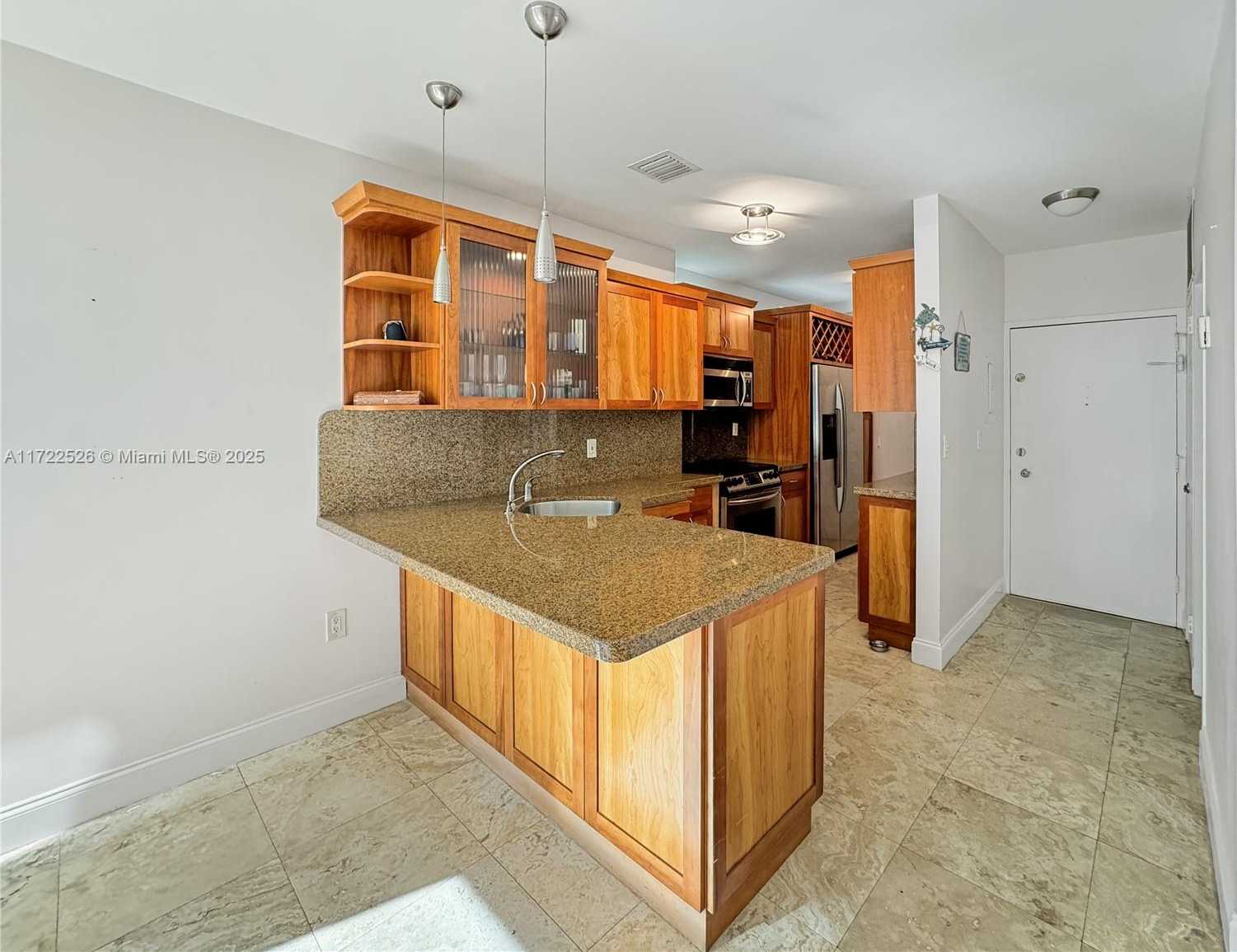 Small Image of 2899 COLLINS AVE #PH F, Miami Beach Number 13
