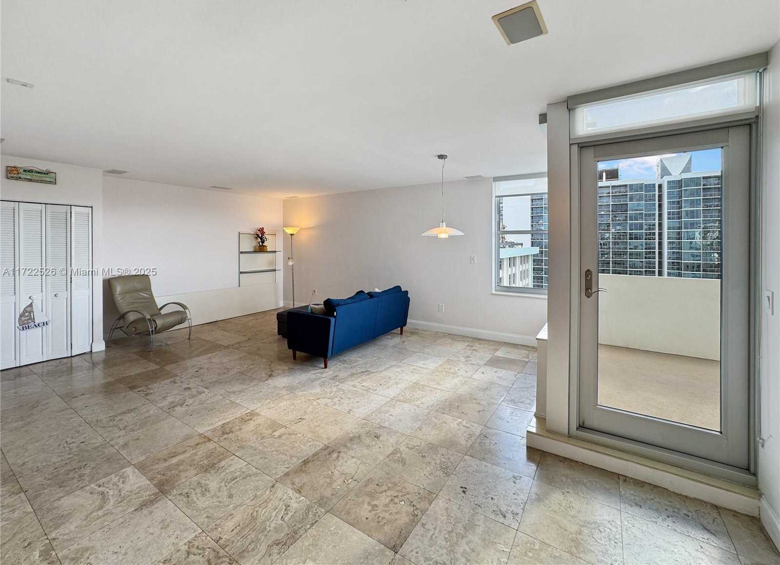 Small Image of 2899 COLLINS AVE #PH F, Miami Beach Number 16