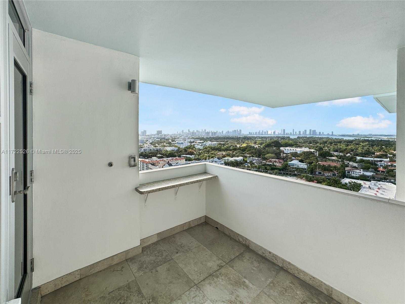 Small Image of 2899 COLLINS AVE #PH F, Miami Beach Number 24
