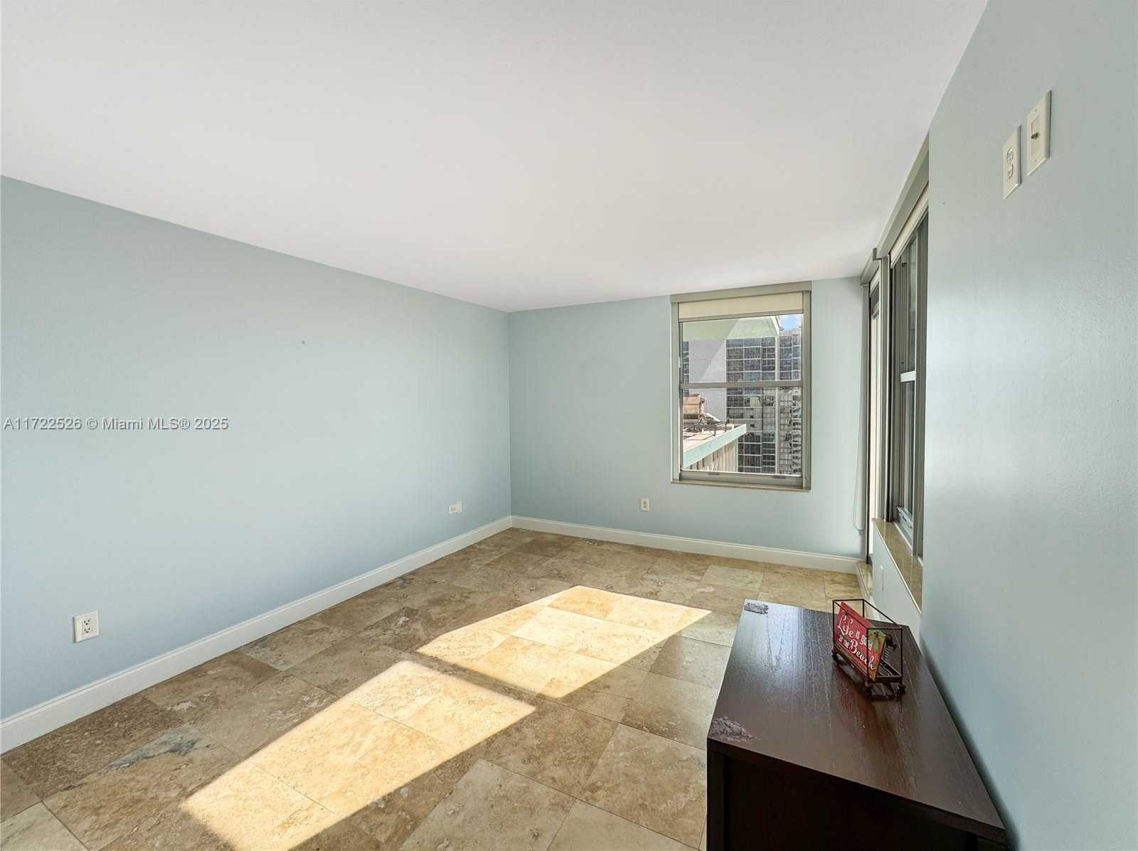 Small Image of 2899 COLLINS AVE #PH F, Miami Beach Number 33