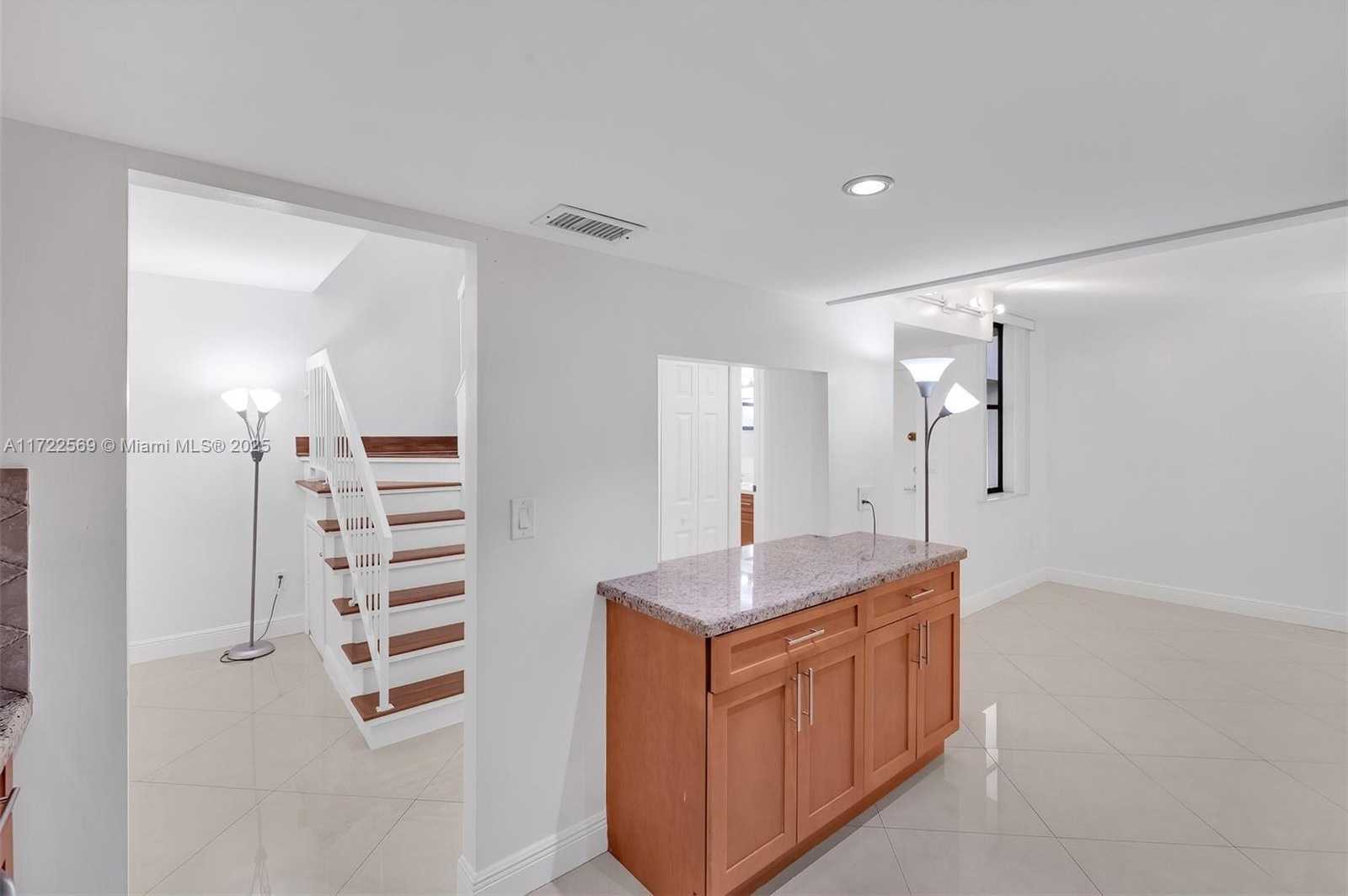Small Image of 20291 NORTH EAST 30TH AVE #108, Aventura Number 3