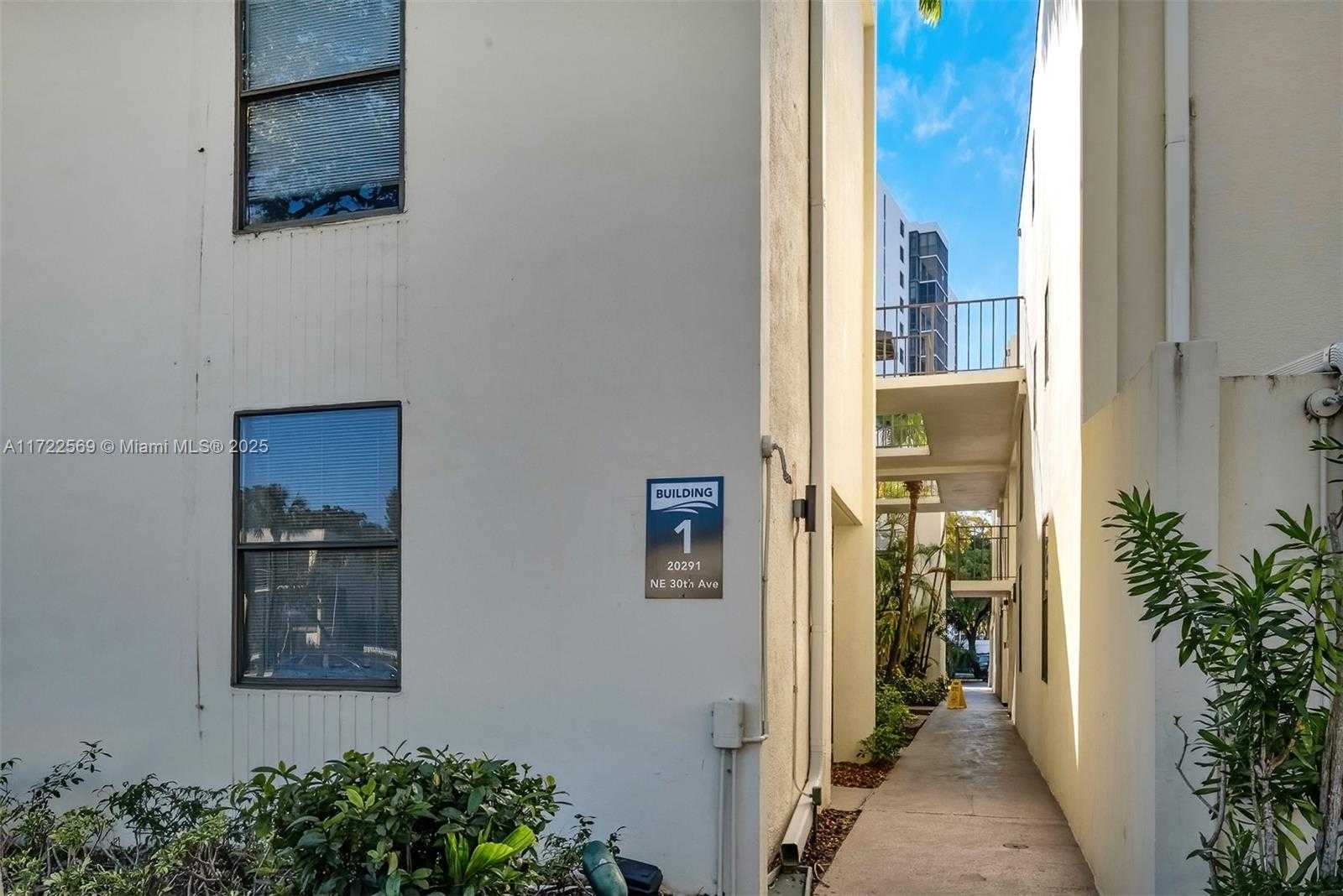 Small Image of 20291 NORTH EAST 30TH AVE #108, Aventura Number 34