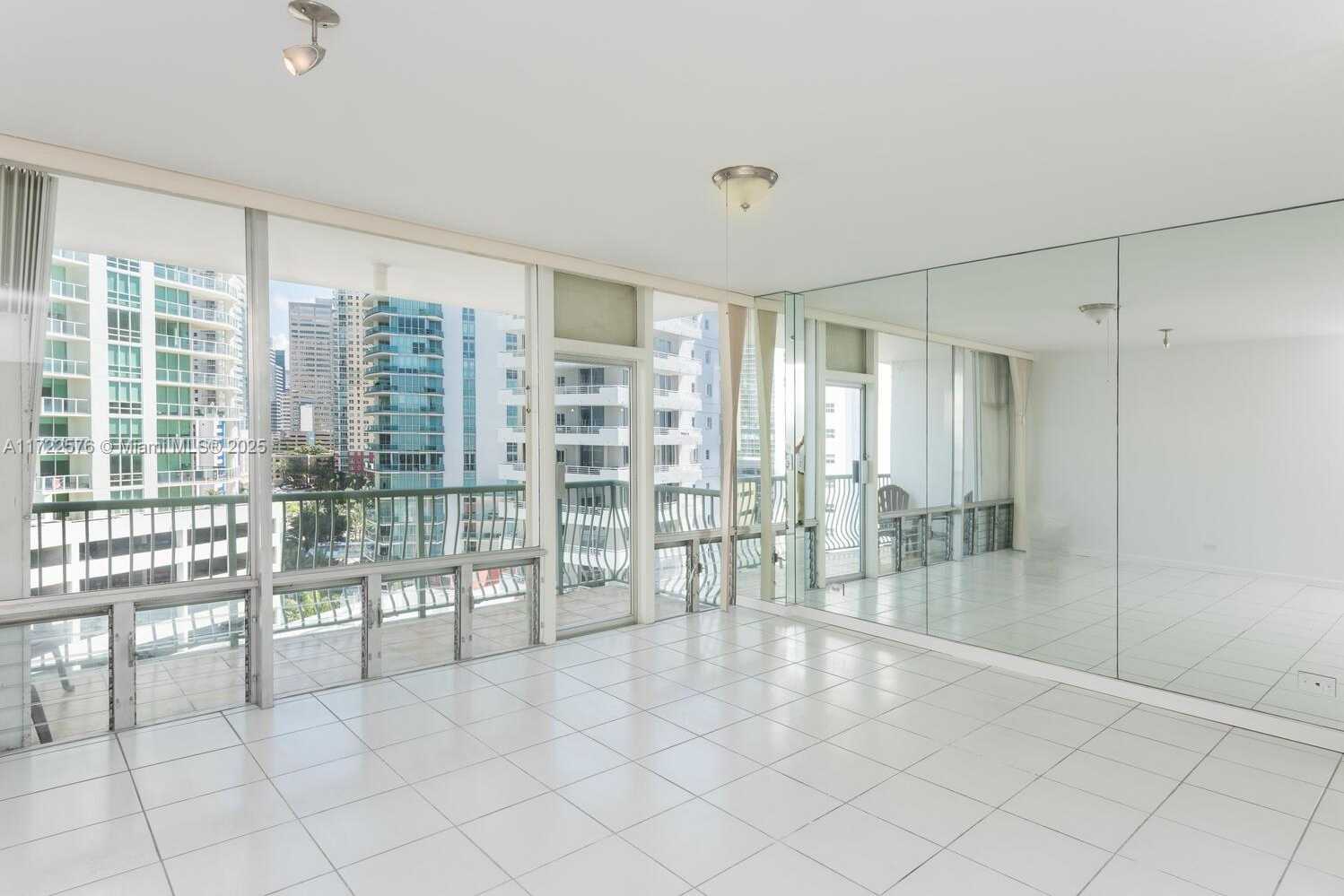 Small Image of 1408 BRICKELL BAY DR #1116, Miami Number 12