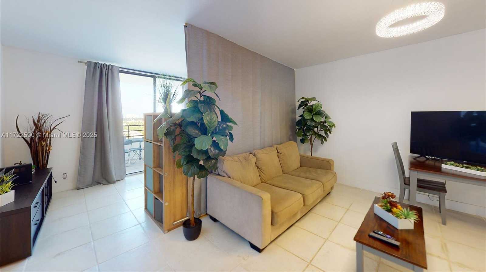 Small Image of 2500 PARKVIEW DR #1410, Hallandale Beach Number 10