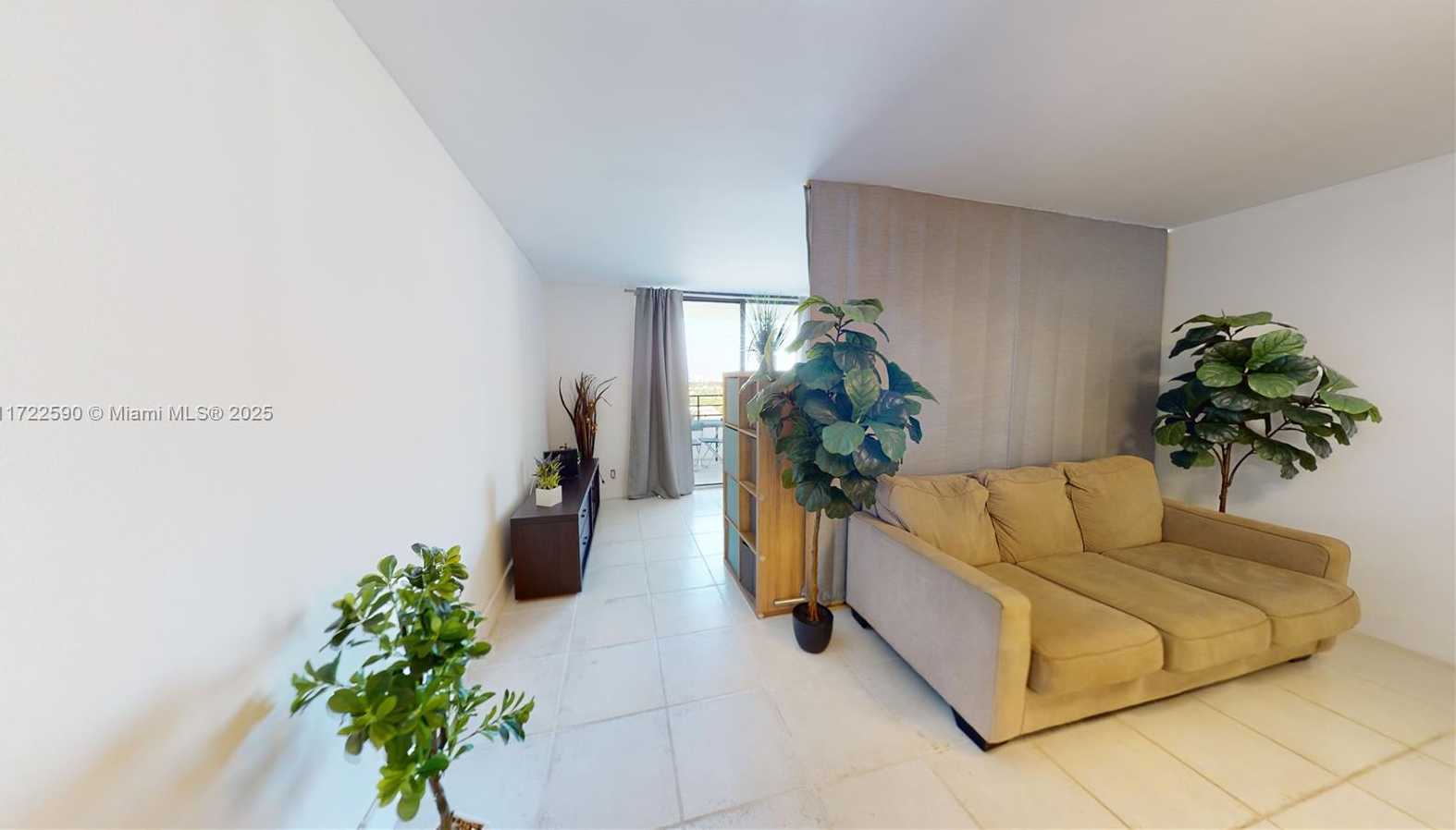 Small Image of 2500 PARKVIEW DR #1410, Hallandale Beach Number 11
