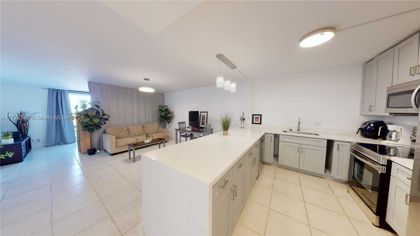 Small Image of 2500 PARKVIEW DR #1410, Hallandale Beach Number 13