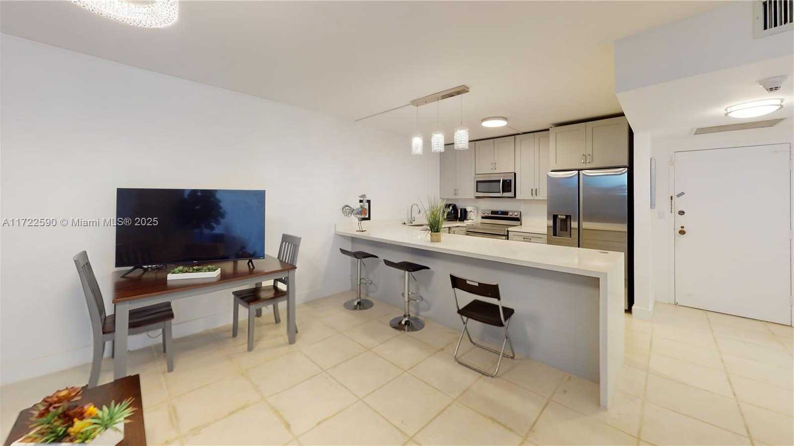 Small Image of 2500 PARKVIEW DR #1410, Hallandale Beach Number 16
