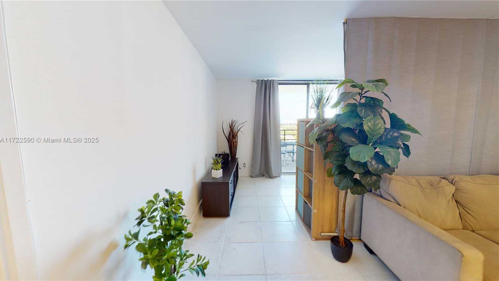 Small Image of 2500 PARKVIEW DR #1410, Hallandale Beach Number 17