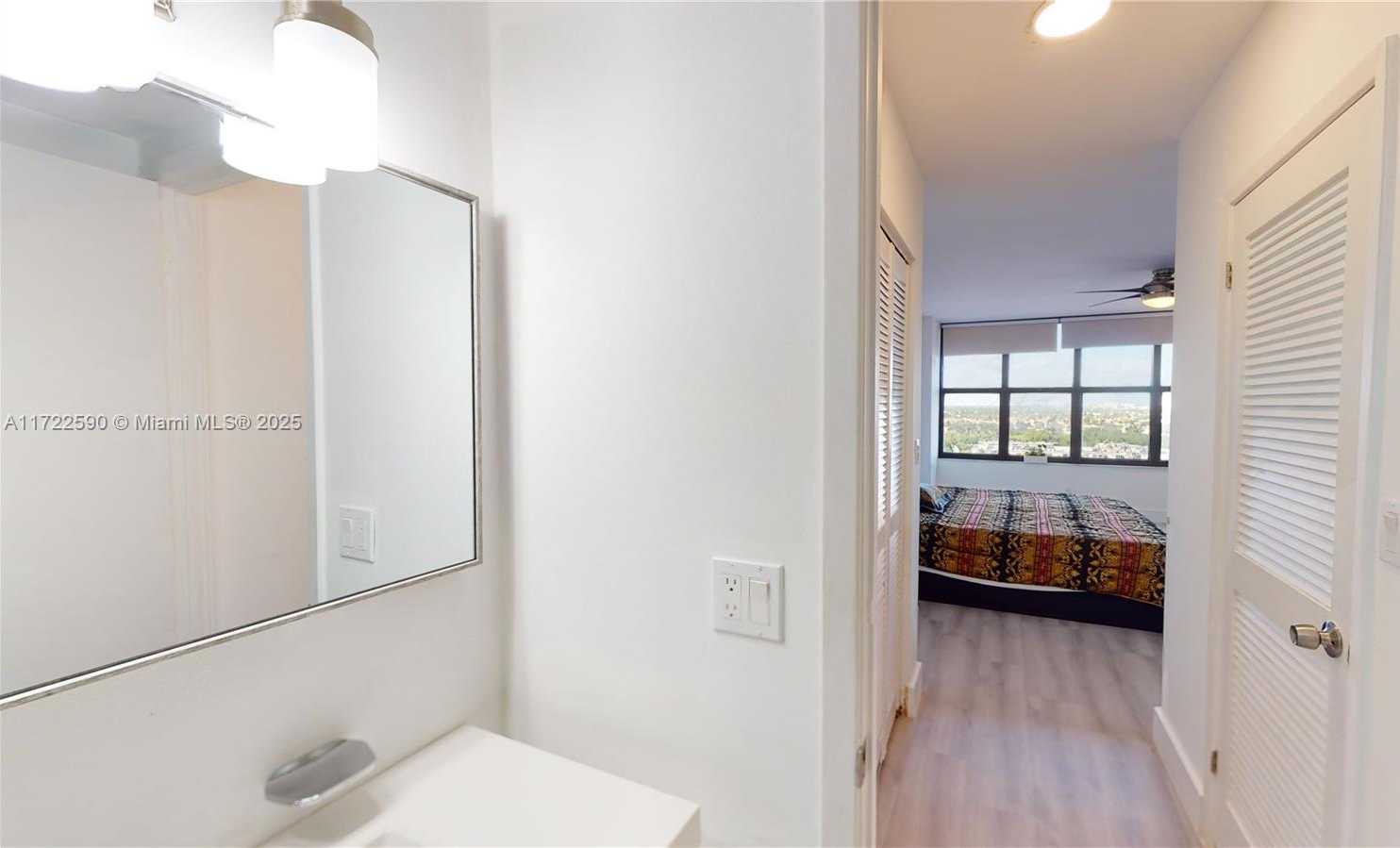 Small Image of 2500 PARKVIEW DR #1410, Hallandale Beach Number 23