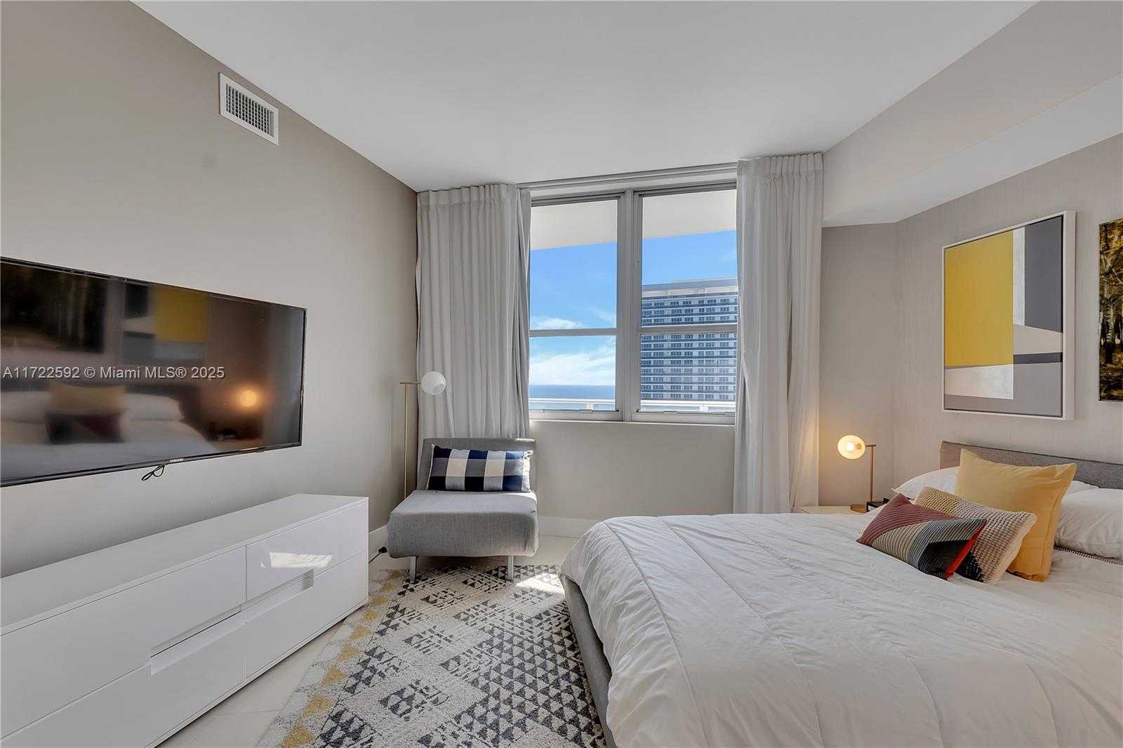 Small Image of 4111 SOUTH OCEAN DR #3601, Hollywood Number 16