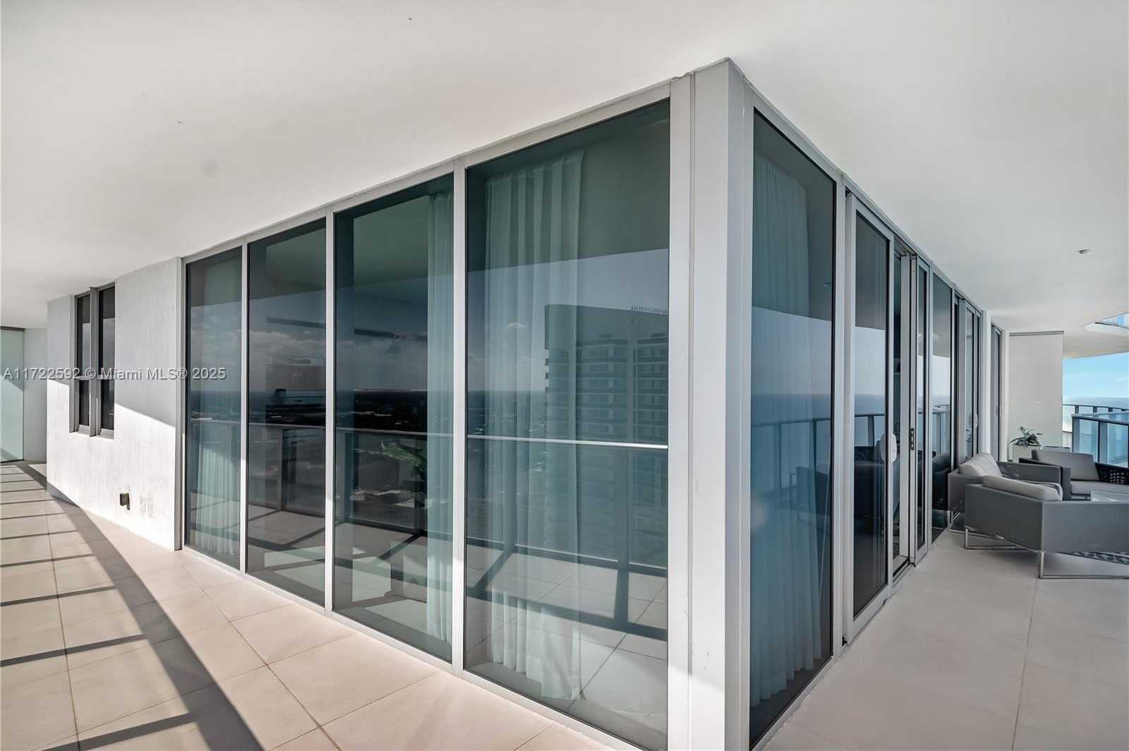 Small Image of 4111 SOUTH OCEAN DR #3601, Hollywood Number 19