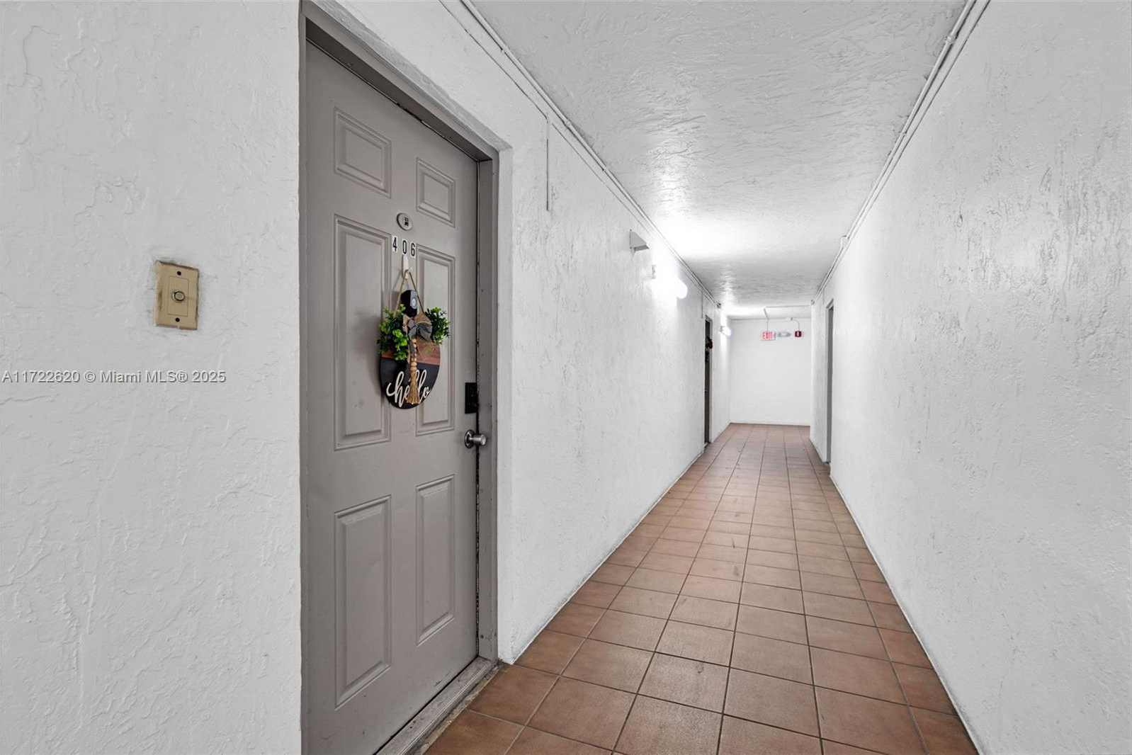 Small Image of 711 NORTH PINE ISLAND RD #406, Plantation Number 2