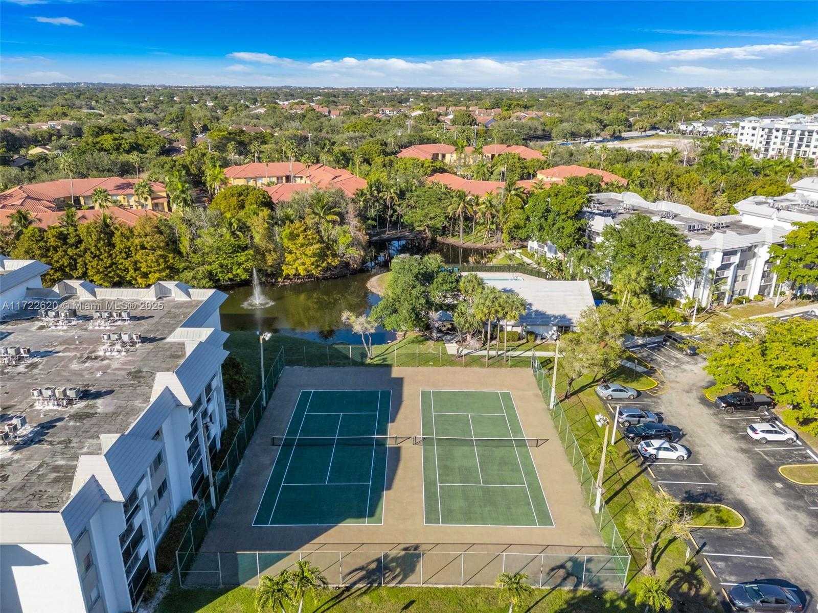 Small Image of 711 NORTH PINE ISLAND RD #406, Plantation Number 40