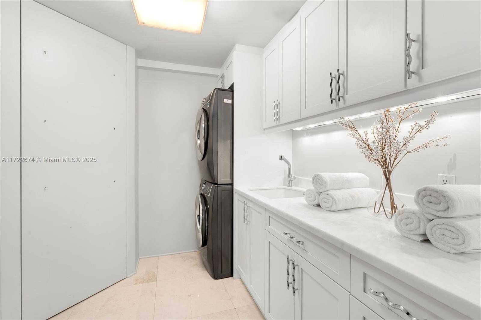Small Image of 1 NORTH FORT LAUDERDALE BEACH BLVD #2102, Fort Lauderdale Number 39