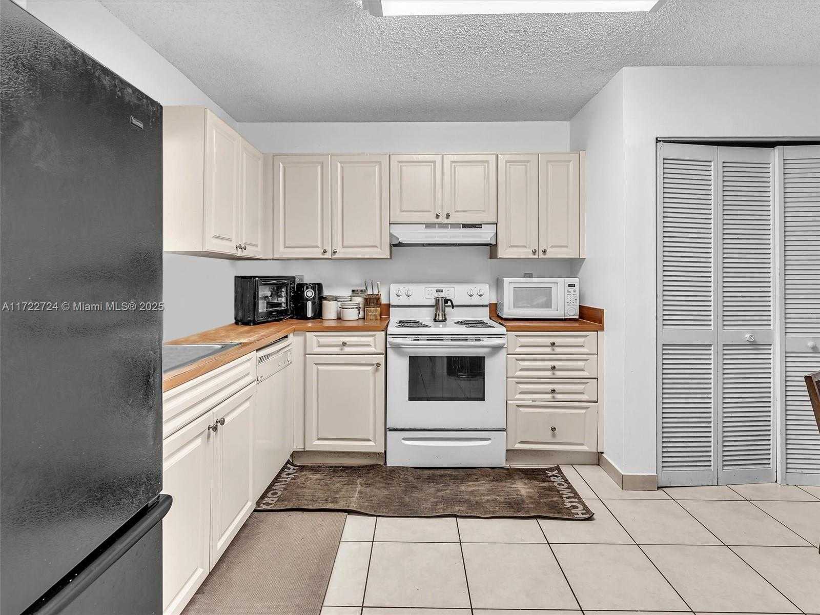 Small Image of 12240 ROYAL PALM BLVD #C-5, Coral Springs Number 15