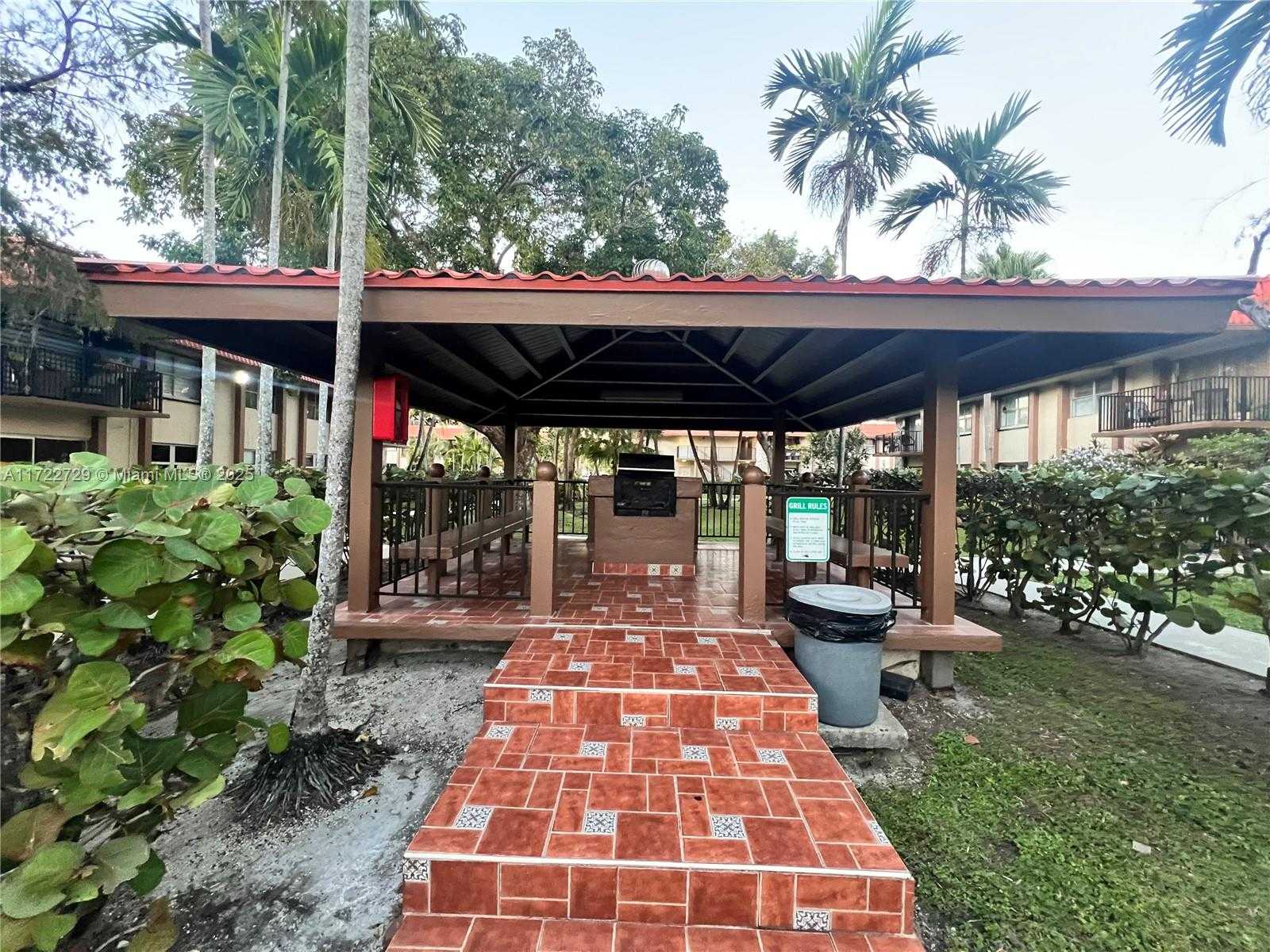 Small Image of 10411 SOUTH WEST 108TH AVE #152, Miami Number 16