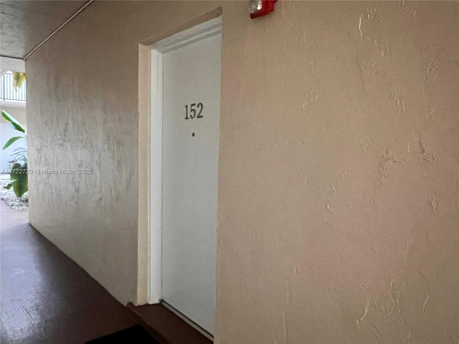 Small Image of 10411 SOUTH WEST 108TH AVE #152, Miami Number 3