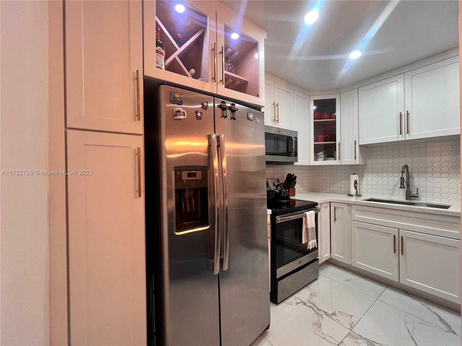 Small Image of 10411 SOUTH WEST 108TH AVE #152, Miami Number 8
