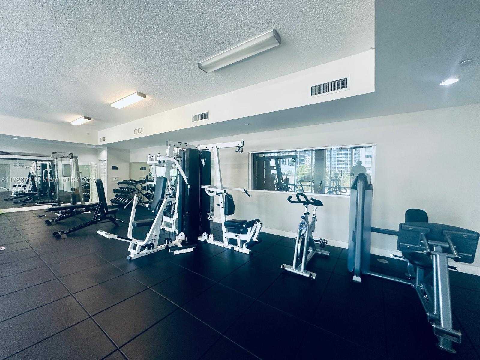 Small Image of 601 NORTH EAST 23RD ST #901, Miami Number 17