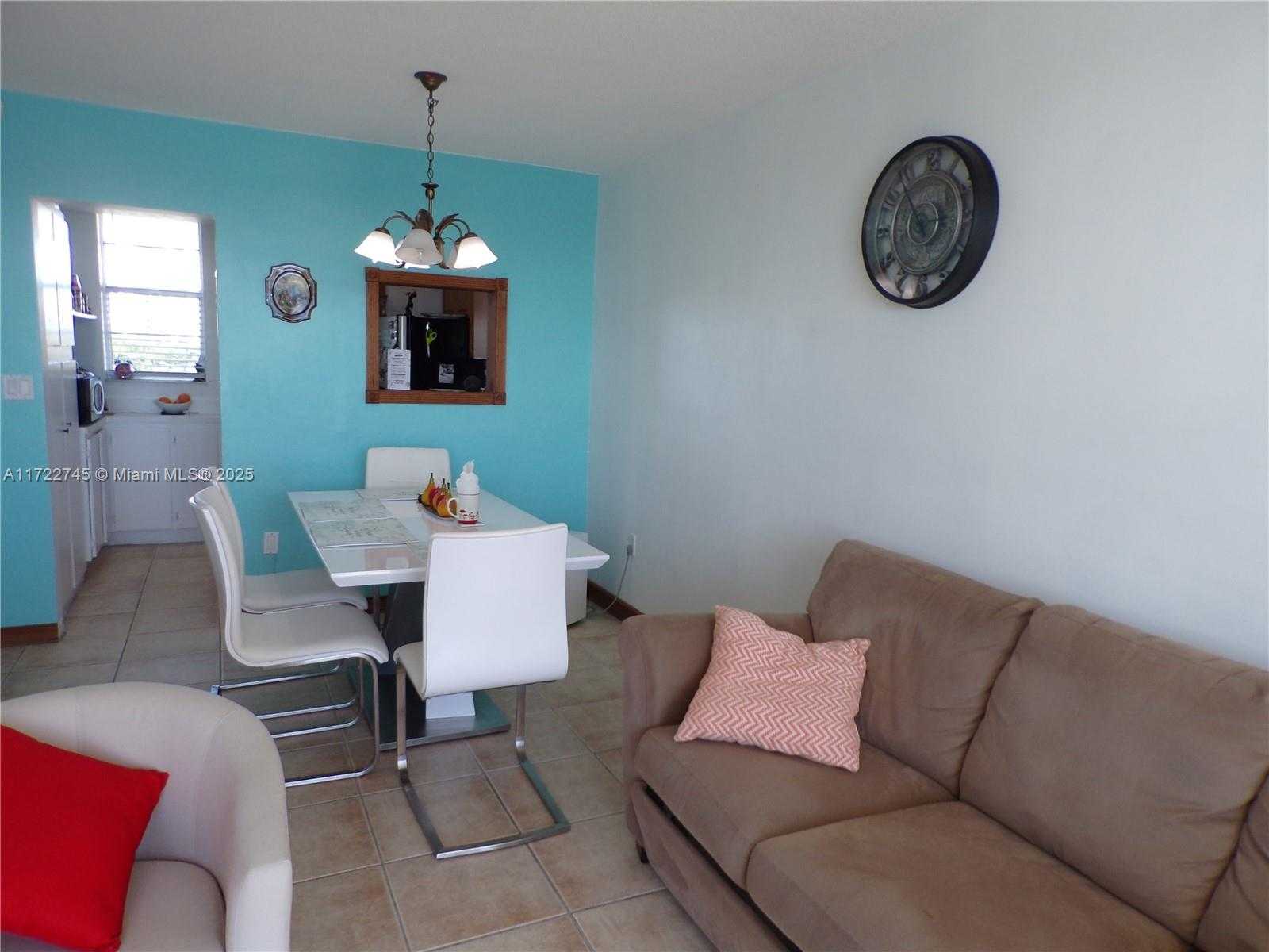 Small Image of 3010 MARCOS DR #R412, Aventura Number 21