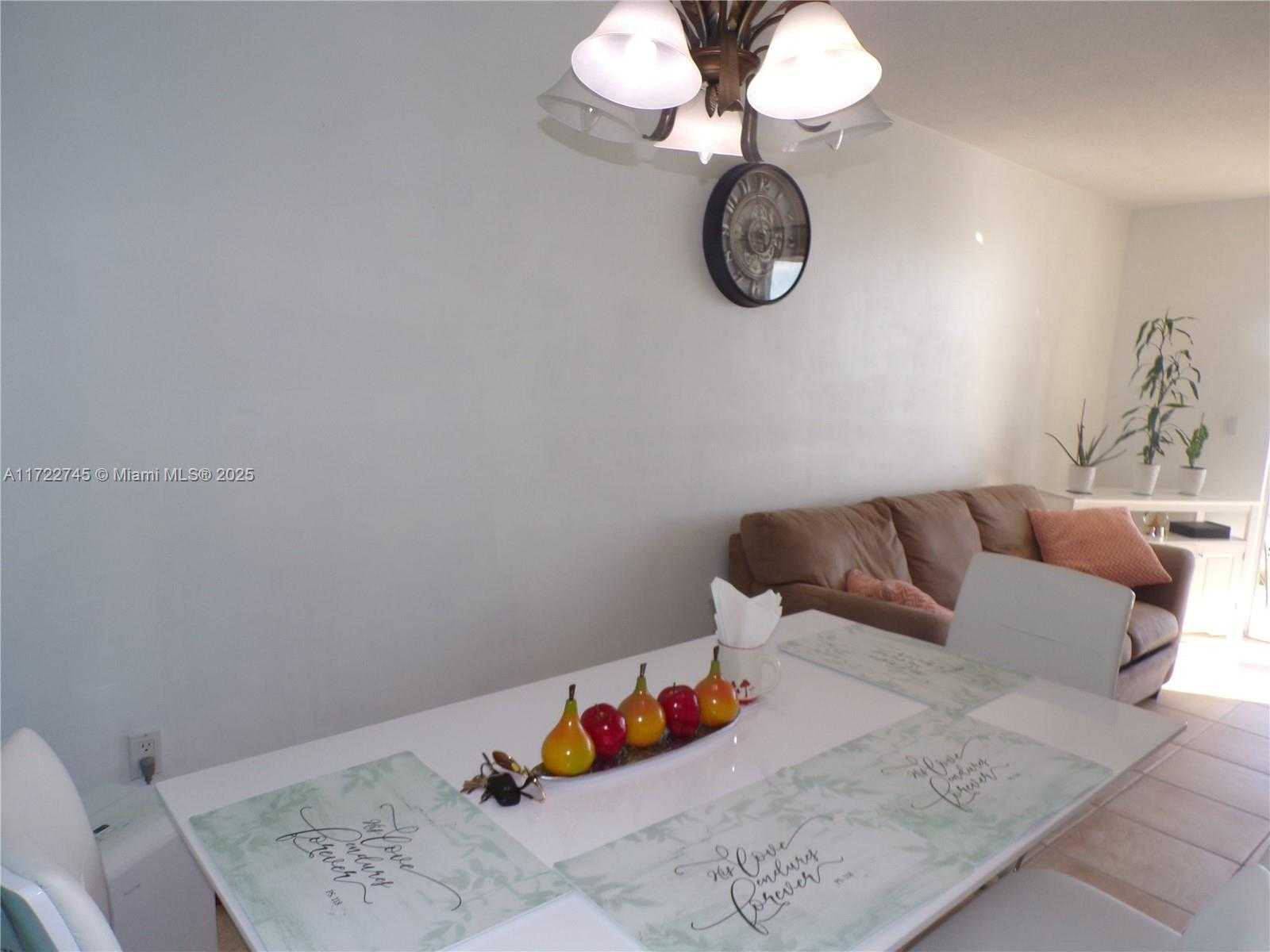Small Image of 3010 MARCOS DR #R412, Aventura Number 27