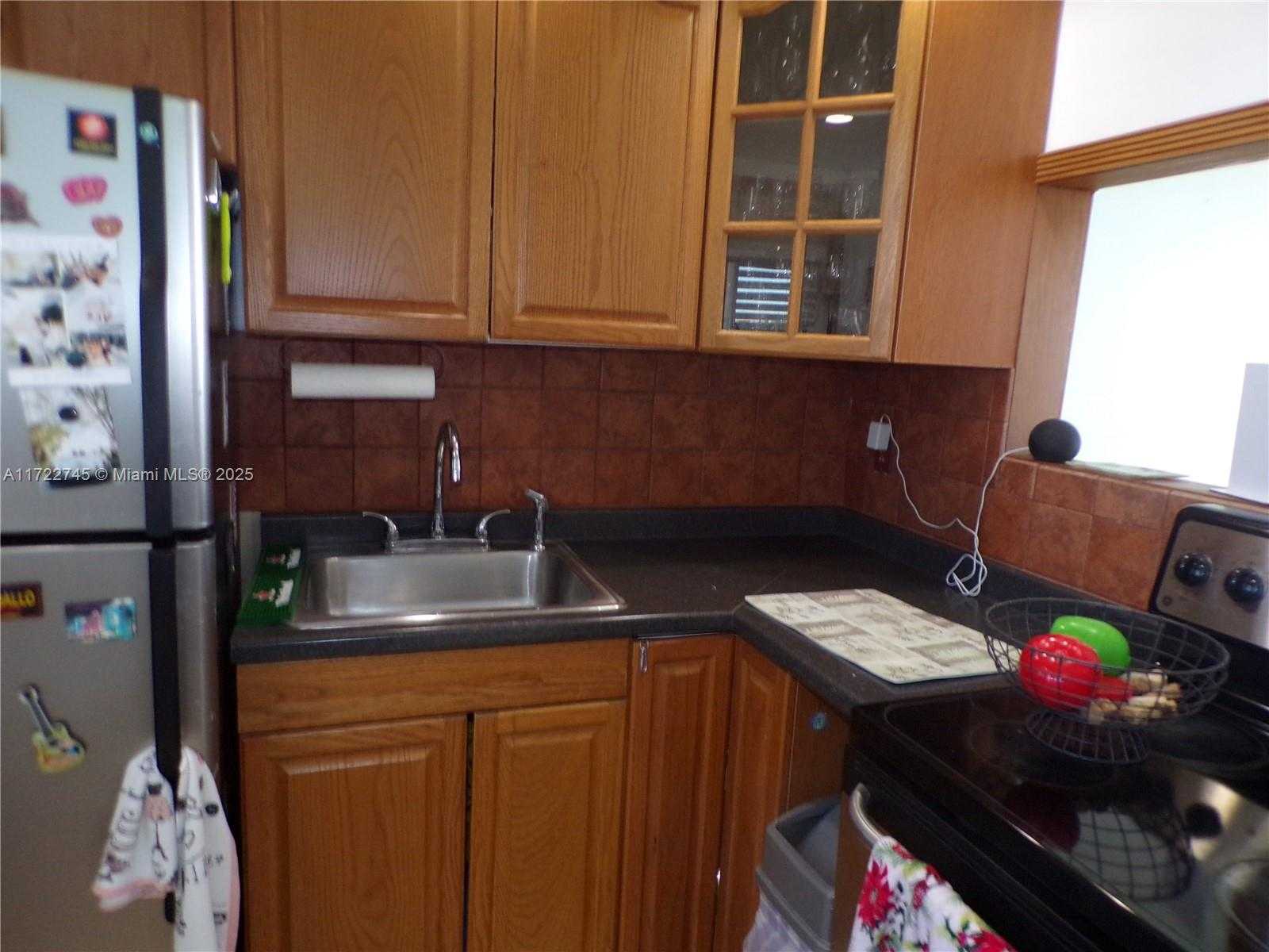 Small Image of 3010 MARCOS DR #R412, Aventura Number 34