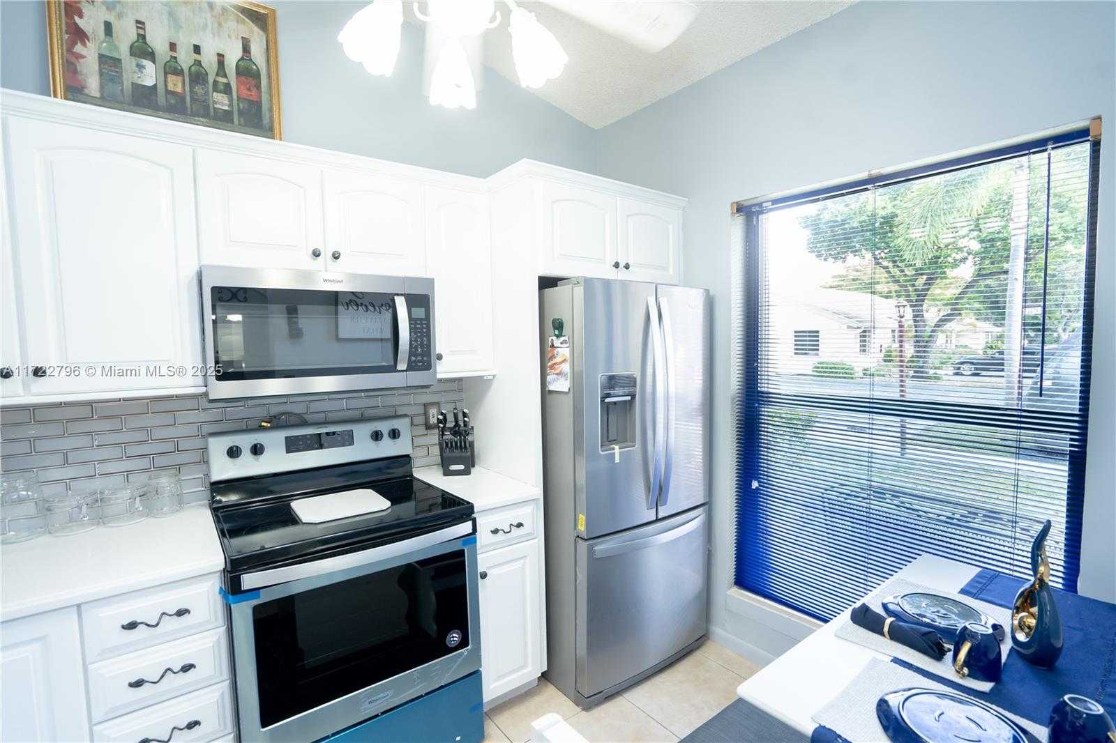 Small Image of 3078 SOUTH OAKLAND FOREST DR #604, Oakland Park Number 6