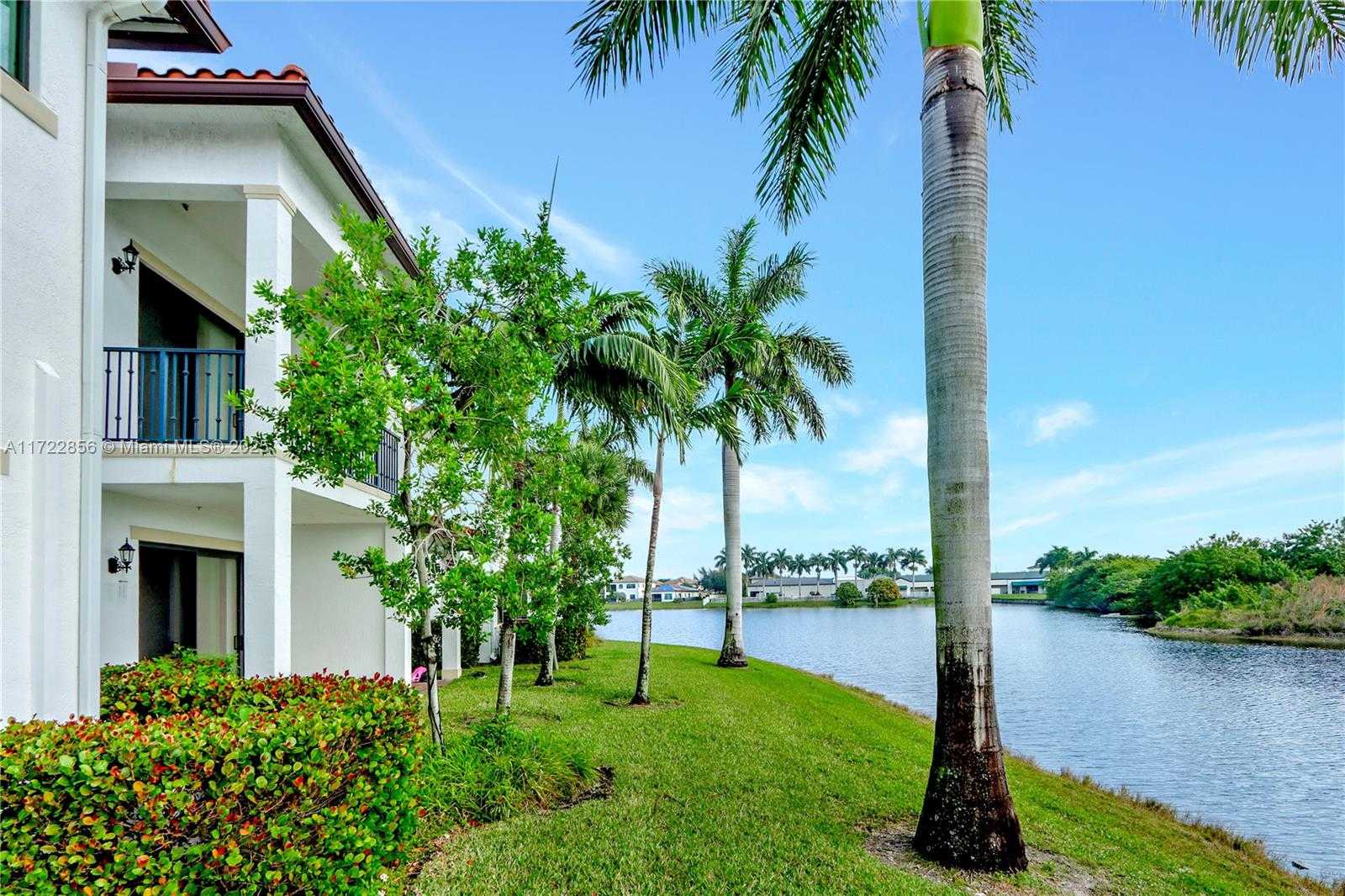 Small Image of 1601 SOUTH WEST 113TH AVE #1601, Pembroke Pines Number 14