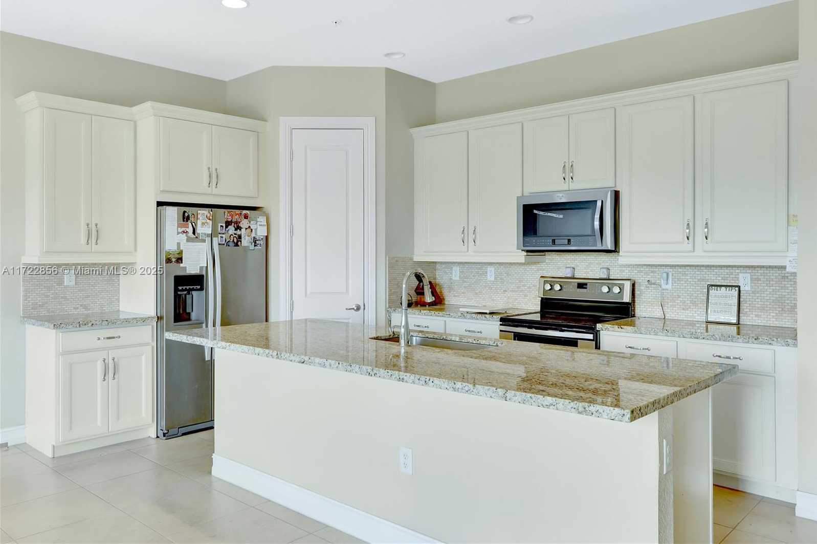 Small Image of 1601 SOUTH WEST 113TH AVE #1601, Pembroke Pines Number 25