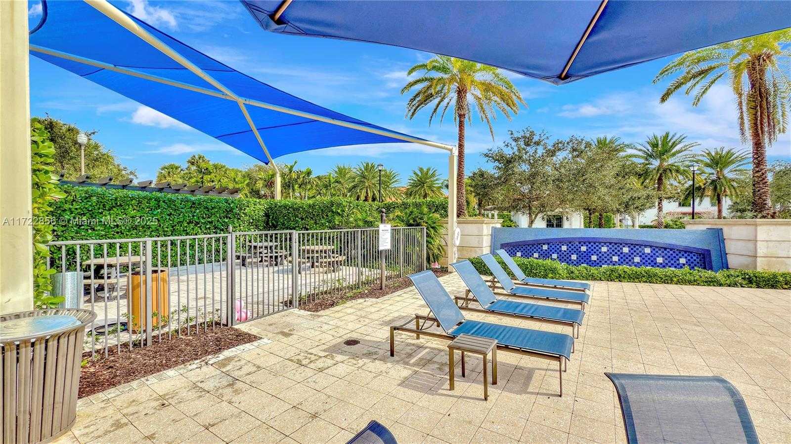 Small Image of 1601 SOUTH WEST 113TH AVE #1601, Pembroke Pines Number 8
