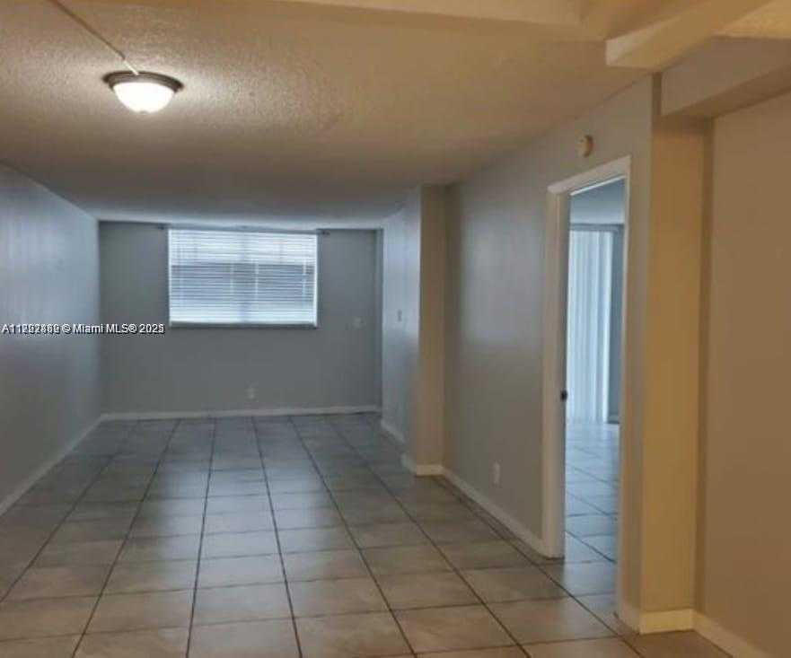 Small Image of 2903 NORTH MIAMI BEACH BLVD #1002, North Miami Beach Number 3