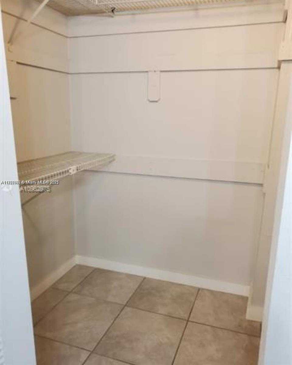 Small Image of 2903 NORTH MIAMI BEACH BLVD #1002, North Miami Beach Number 9