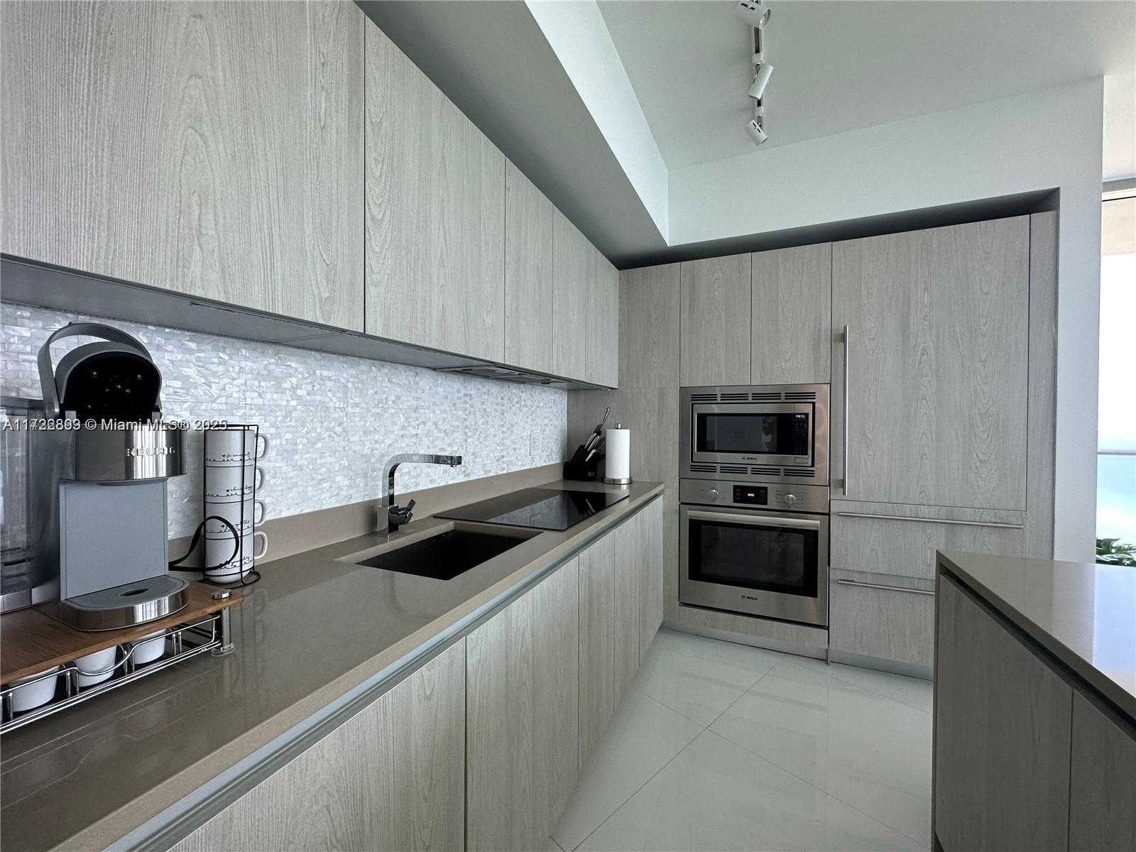 Small Image of 4111 SOUTH OCEAN DR #2902, Hollywood Number 7