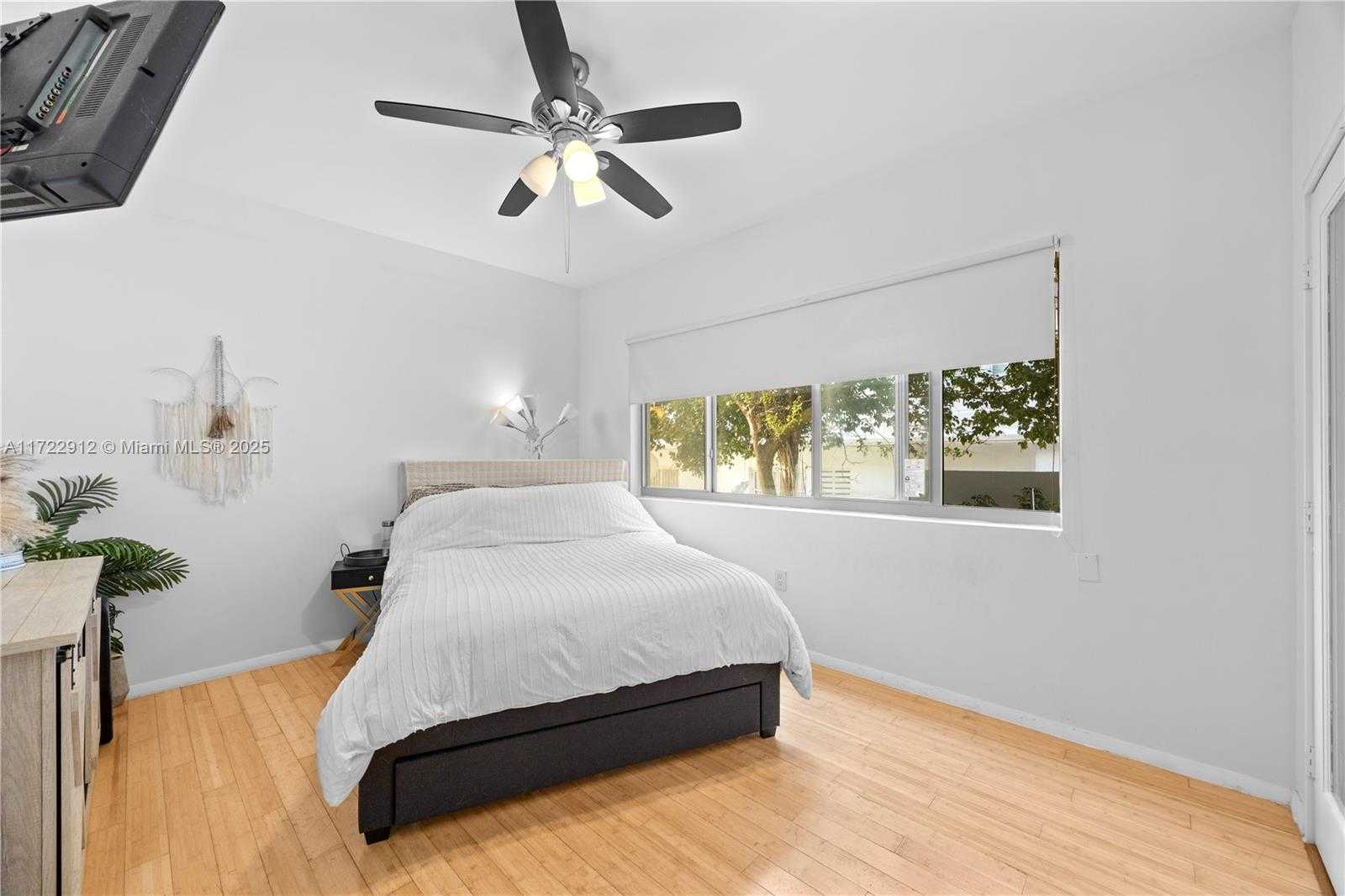 Small Image of 1840 JAMES AVE #8, Miami Beach Number 15
