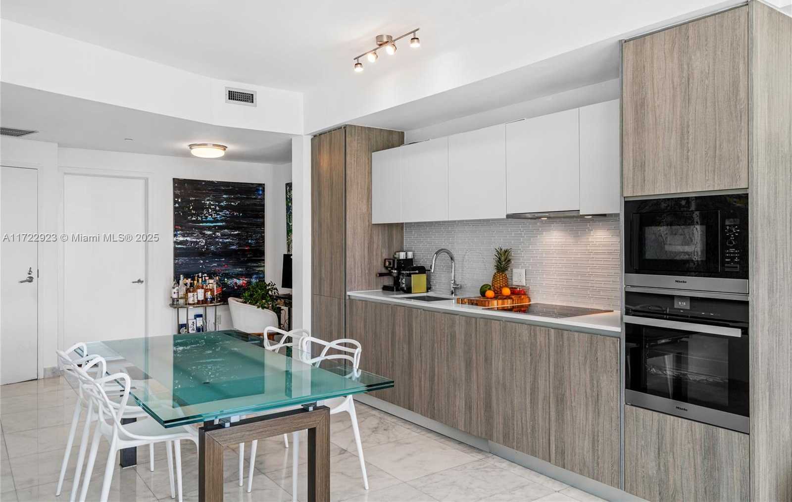 Small Image of 2900 NORTH EAST 7TH AVE #908, Miami Number 13