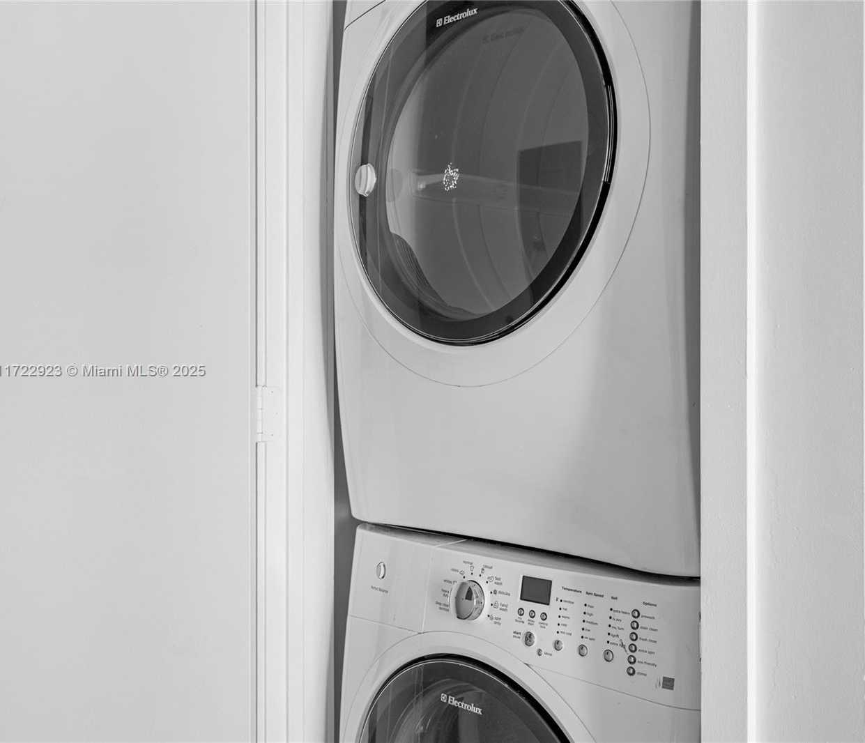 Small Image of 2900 NORTH EAST 7TH AVE #908, Miami Number 28