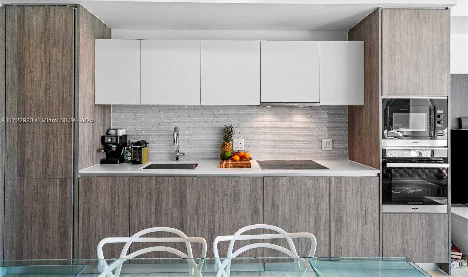 Small Image of 2900 NORTH EAST 7TH AVE #908, Miami Number 9