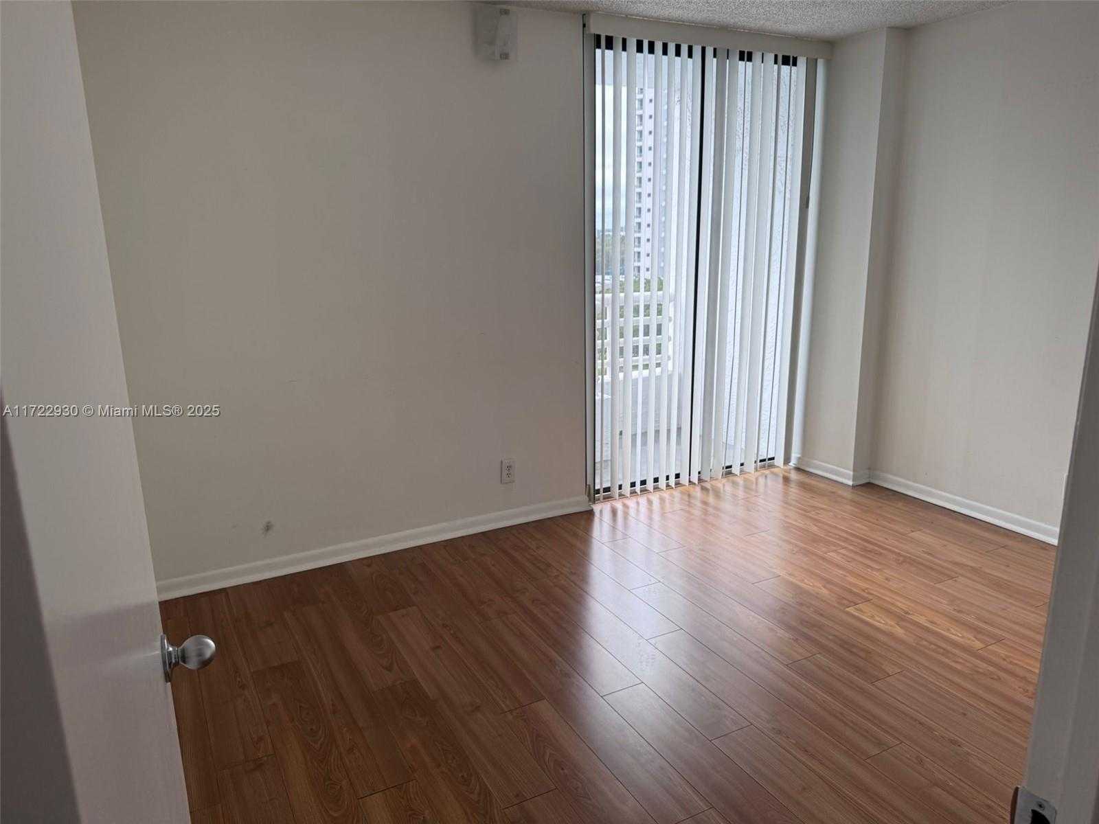 Small Image of 3300 NORTH EAST 192ND ST #918, Aventura Number 29