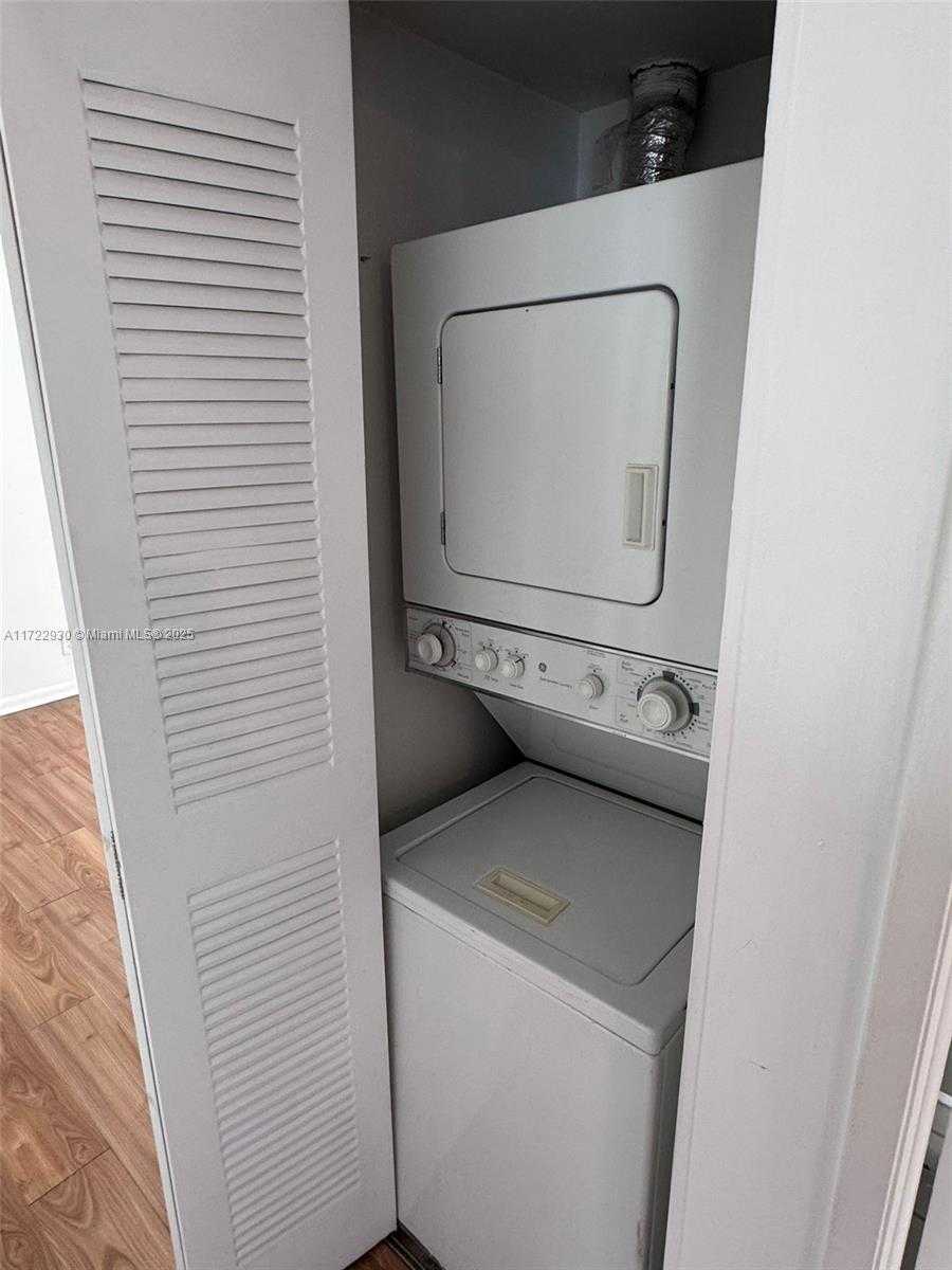 Small Image of 3300 NORTH EAST 192ND ST #918, Aventura Number 32