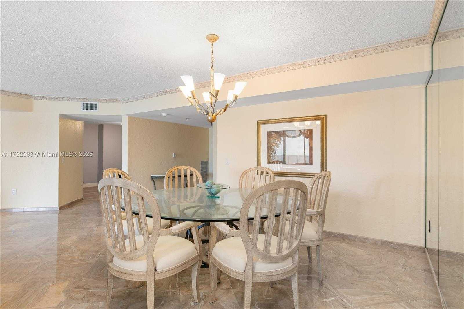 Small Image of 16711 #2104, Sunny Isles Beach Number 17