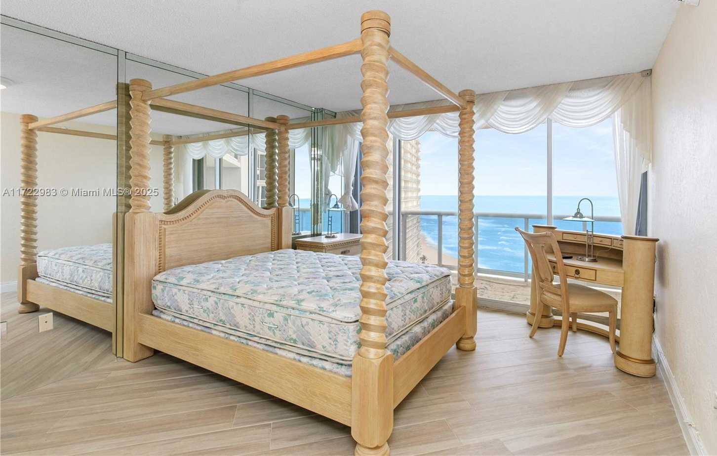 Small Image of 16711 #2104, Sunny Isles Beach Number 23