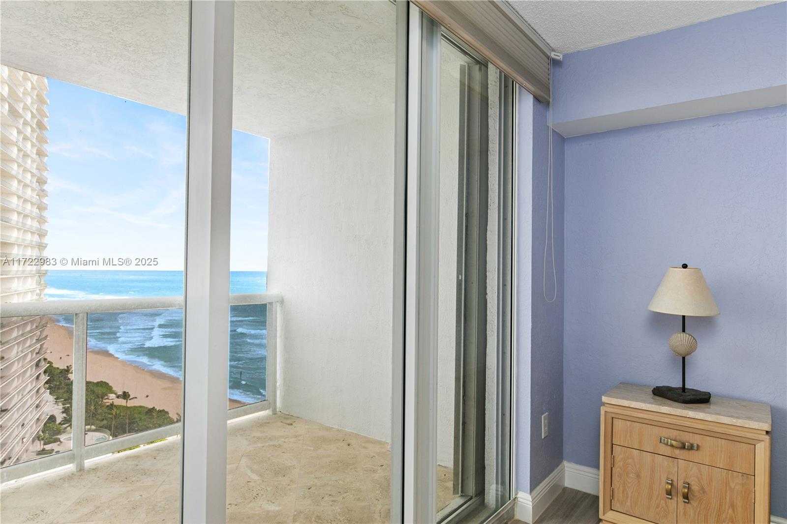 Small Image of 16711 #2104, Sunny Isles Beach Number 39