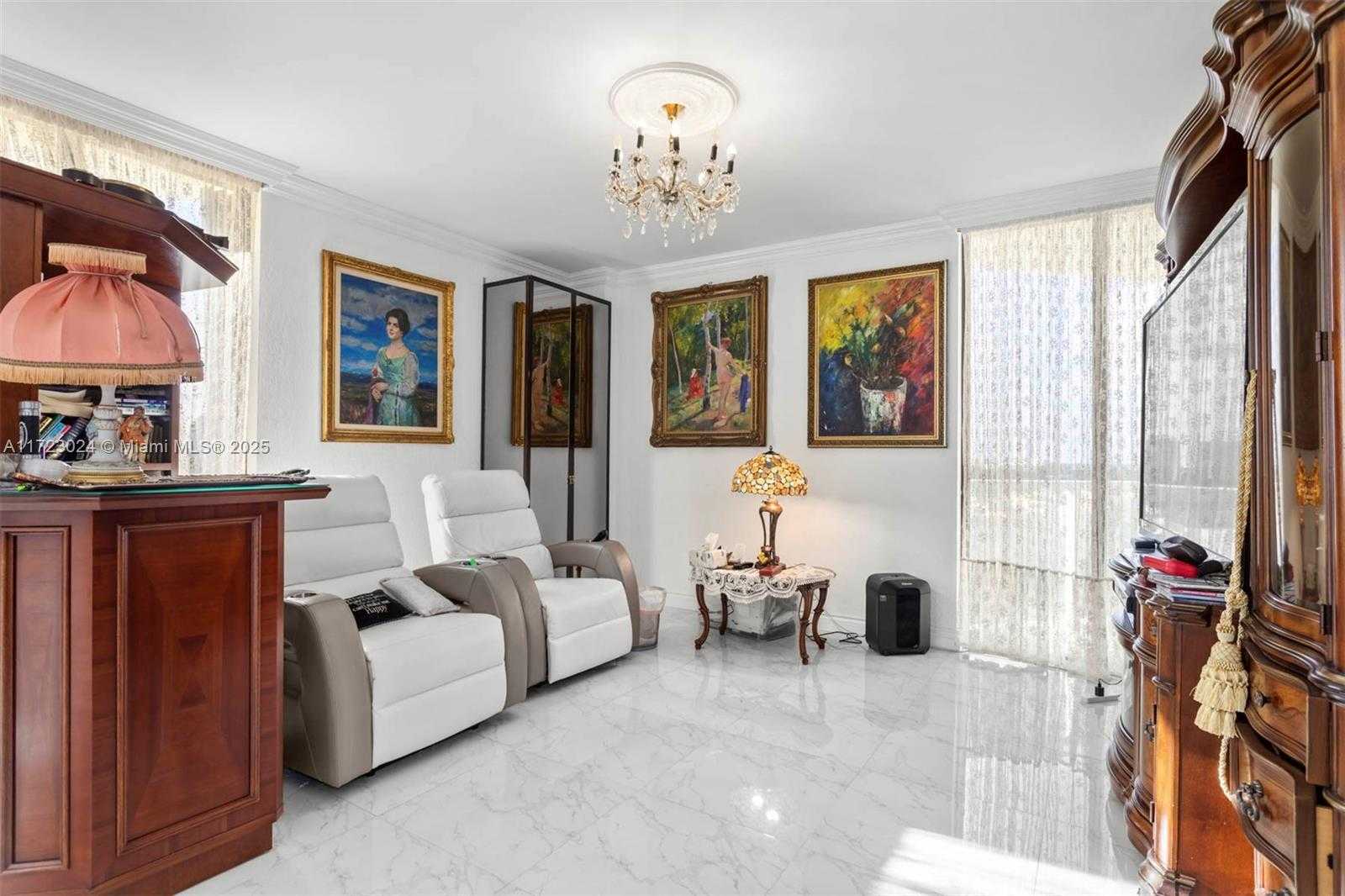 Small Image of 19500 TURNBERRY WAY #9D, Aventura Number 16