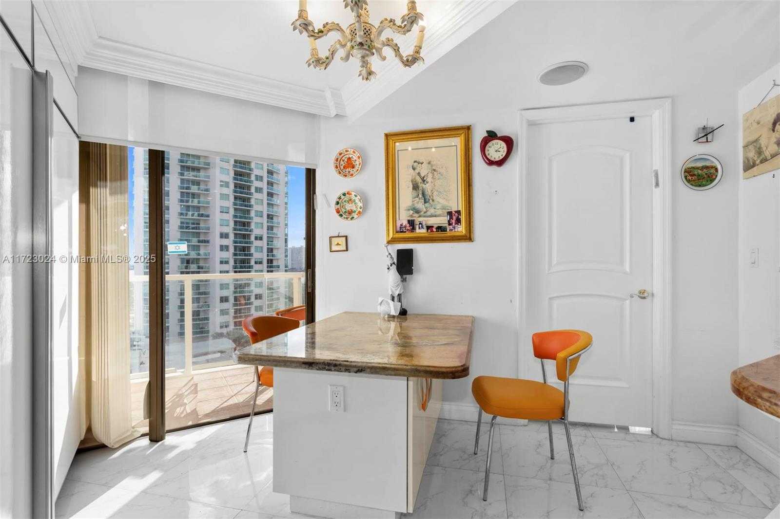 Small Image of 19500 TURNBERRY WAY #9D, Aventura Number 26
