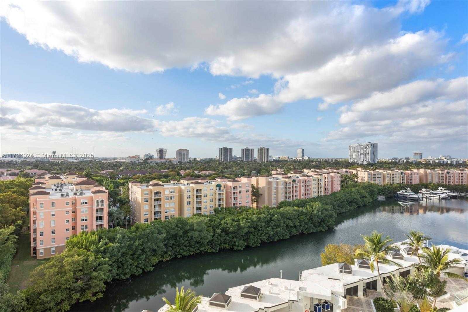 Small Image of 19500 TURNBERRY WAY #9D, Aventura Number 9