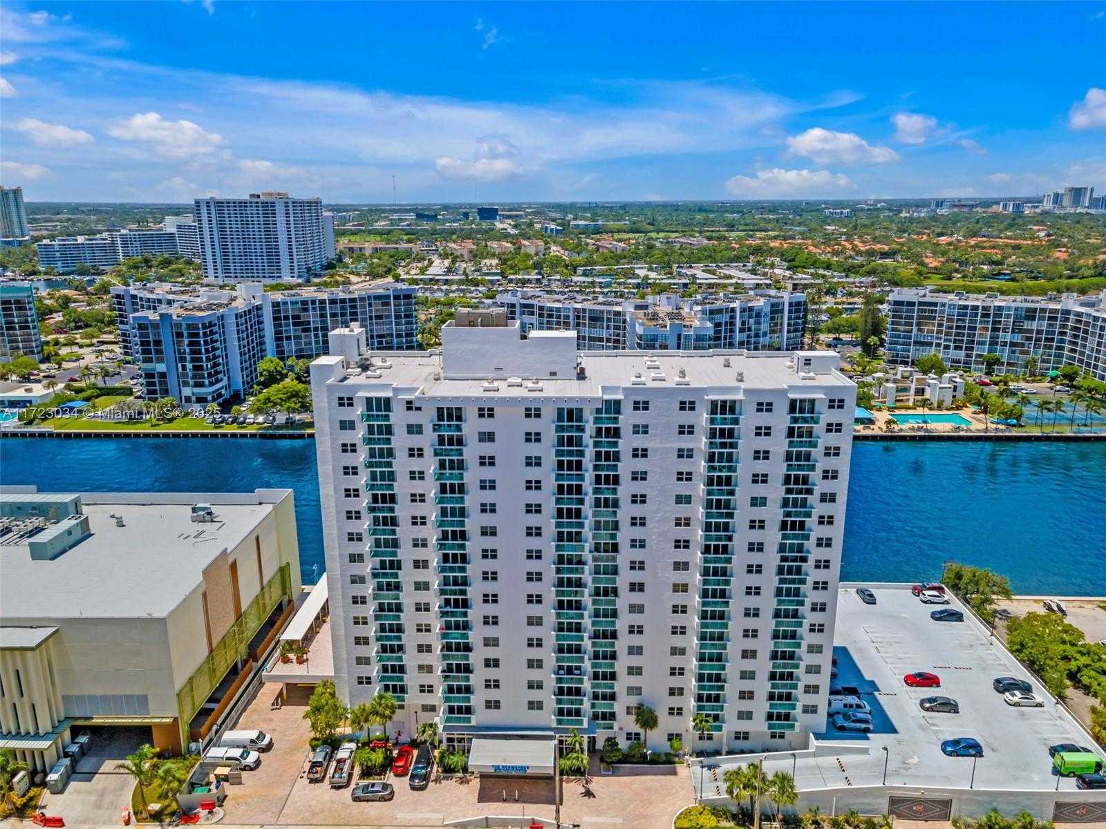 Small Image of 3000 SOUTH OCEAN DR #1122, Hollywood Number 17