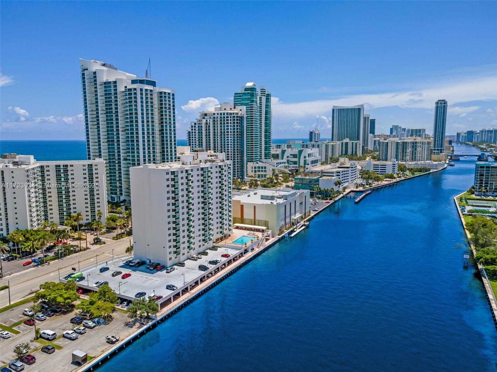Small Image of 3000 SOUTH OCEAN DR #1122, Hollywood Number 21