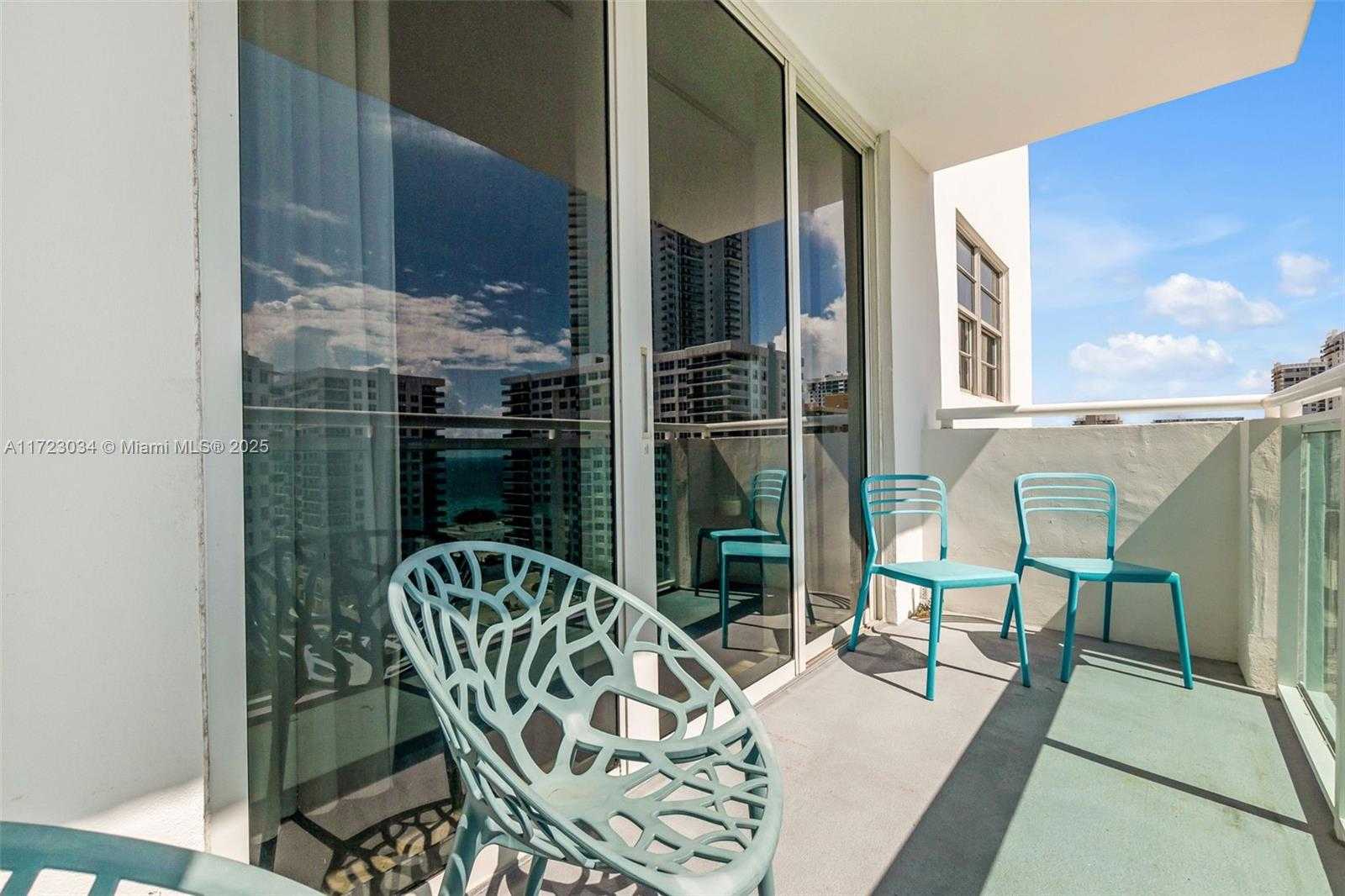 Small Image of 3000 SOUTH OCEAN DR #1122, Hollywood Number 3