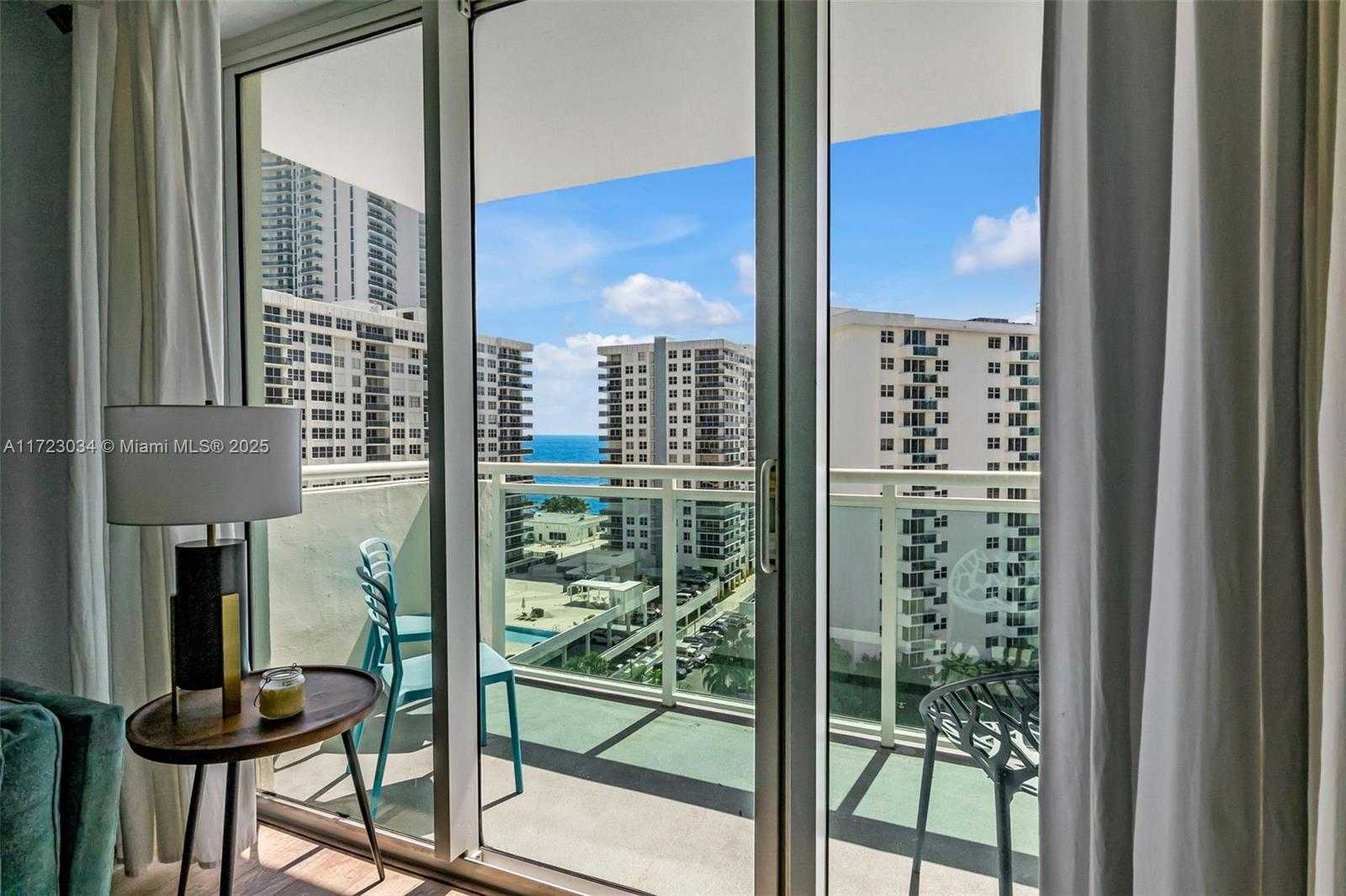 Small Image of 3000 SOUTH OCEAN DR #1122, Hollywood Number 4
